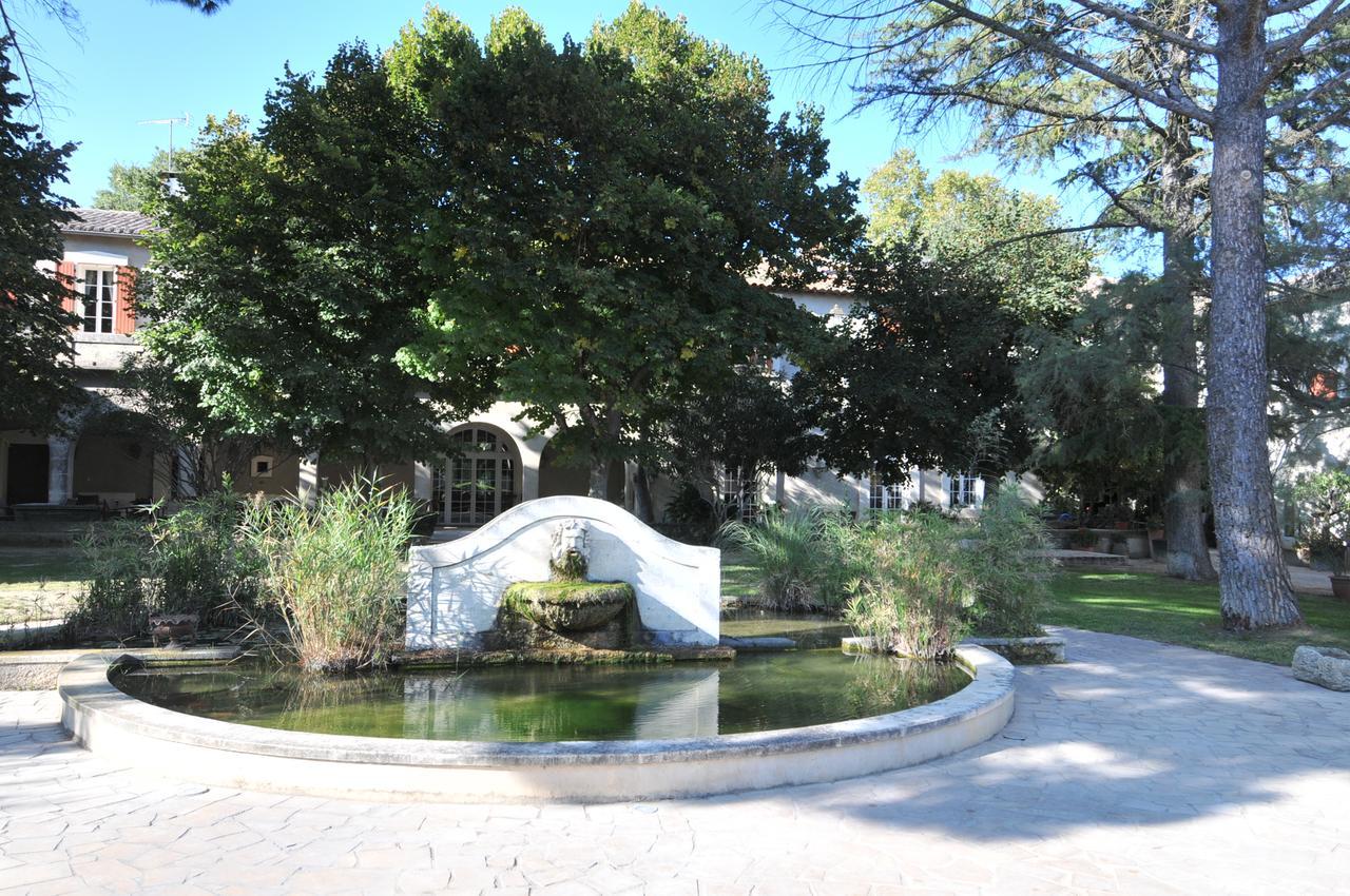 Domaine Du Grand Malherbes Hotel Marsillargues Exterior photo